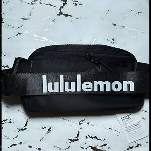 Lululemon Belt Bag 1L Everywhere Belt Bag Black